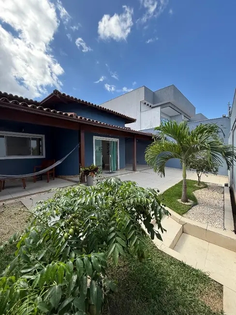 Casa com 3 quartos à venda, 180m2 em Morada de Laranjeiras, Serra - ES - imagem 1 Foto 1 de Casa com 3 quartos à venda, 180m2 em Morada de Laranjeiras, Serra - ES