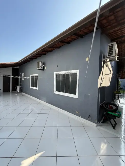 Casa com 3 quartos à venda, 142m2 em Portal de Jacaraípe, Serra - ES - imagem 2 Foto 2 de Casa com 3 quartos à venda, 142m2 em Portal de Jacaraípe, Serra - ES