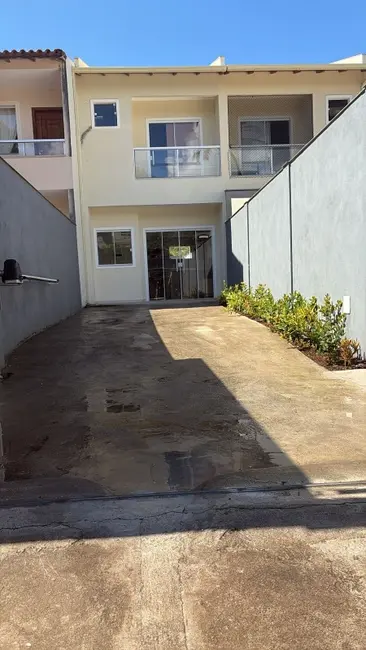 Casa com 2 quartos à venda, 70m2 em Enseada de Jacaraípe, Serra - ES - imagem 2 Foto 2 de Casa com 2 quartos à venda, 70m2 em Enseada de Jacaraípe, Serra - ES