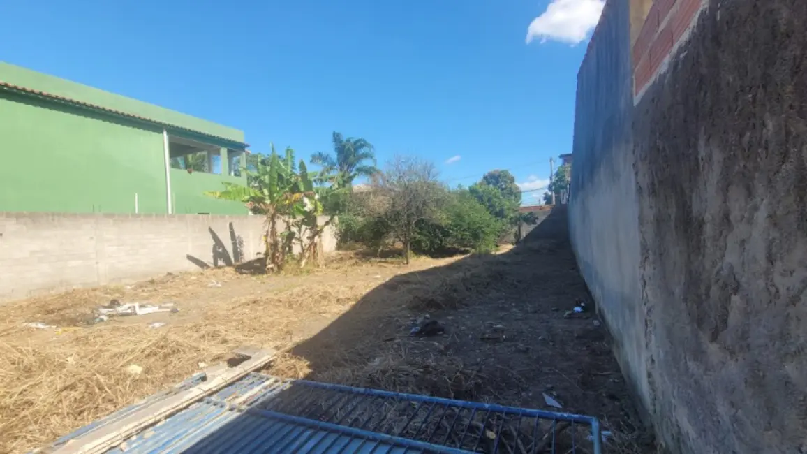 Terreno / Lote à venda, 400m2 em Balneário de Carapebus, Serra - ES - imagem 1 Foto 1 de Terreno / Lote à venda, 400m2 em Balneário de Carapebus, Serra - ES