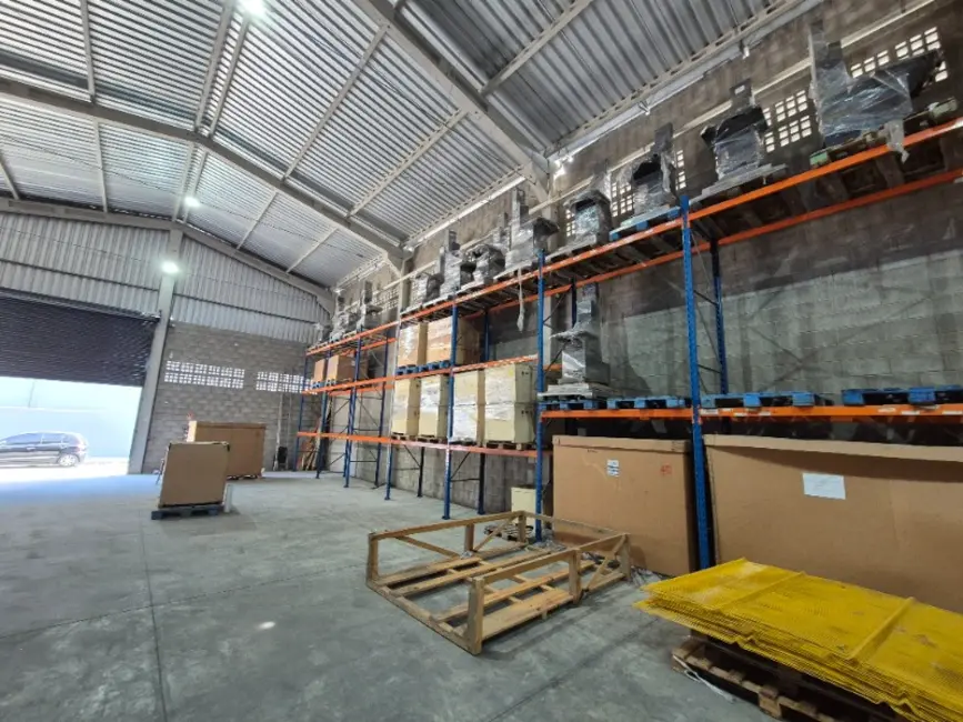 Foto 6 de Armazém / Galpão para alugar, 312m2 em Alterosas, Serra - ES