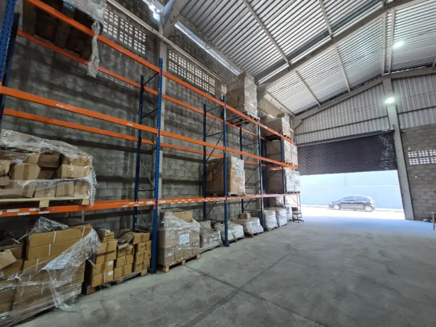 Foto 7 de Armazém / Galpão para alugar, 312m2 em Alterosas, Serra - ES