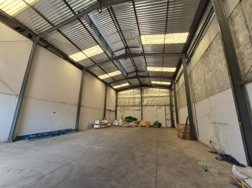 Foto 4 de Armazém / Galpão para alugar, 312m2 em Alterosas, Serra - ES