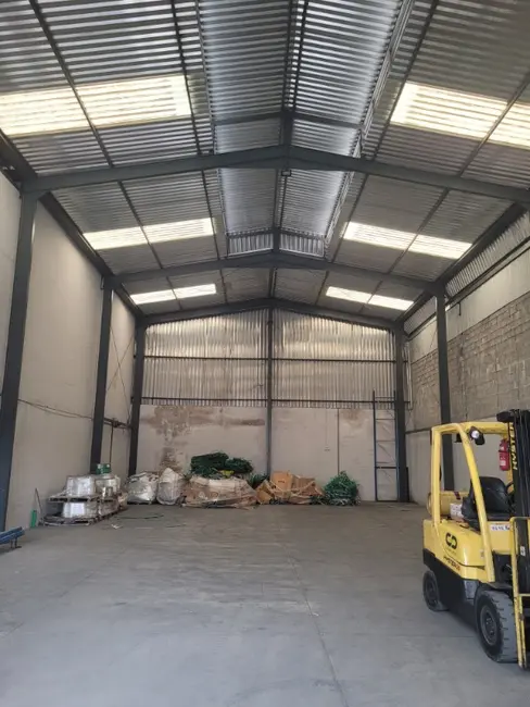 Foto 1 de Armazém / Galpão para alugar, 312m2 em Alterosas, Serra - ES