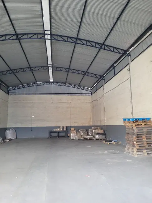 Foto 4 de Armazém / Galpão para alugar, 312m2 em Alterosas, Serra - ES