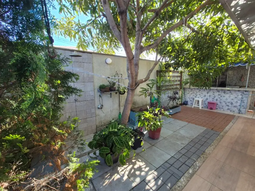 Casa com 2 quartos à venda, 70m2 em São Francisco, Serra - ES - imagem 2 Foto 2 de Casa com 2 quartos à venda, 70m2 em São Francisco, Serra - ES