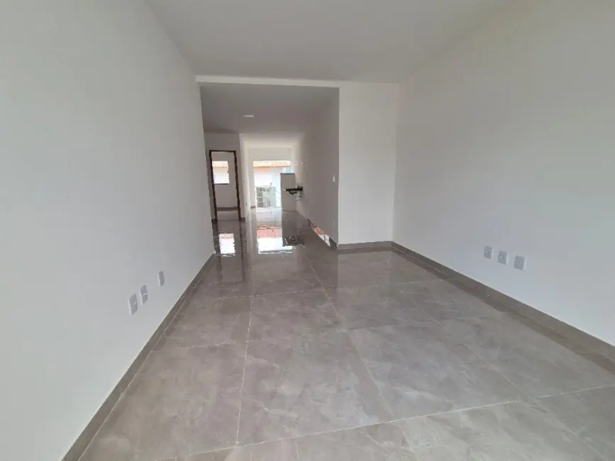 Casa com 2 quartos à venda, 60m2 em Nova Carapina II, Serra - ES - imagem 4 Foto 4 de Casa com 2 quartos à venda, 60m2 em Nova Carapina II, Serra - ES