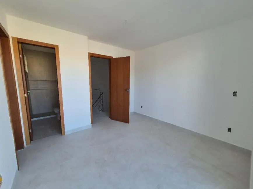 Foto 1 de Casa com 3 quartos à venda, 129m2 em Planície da Serra, Serra - ES