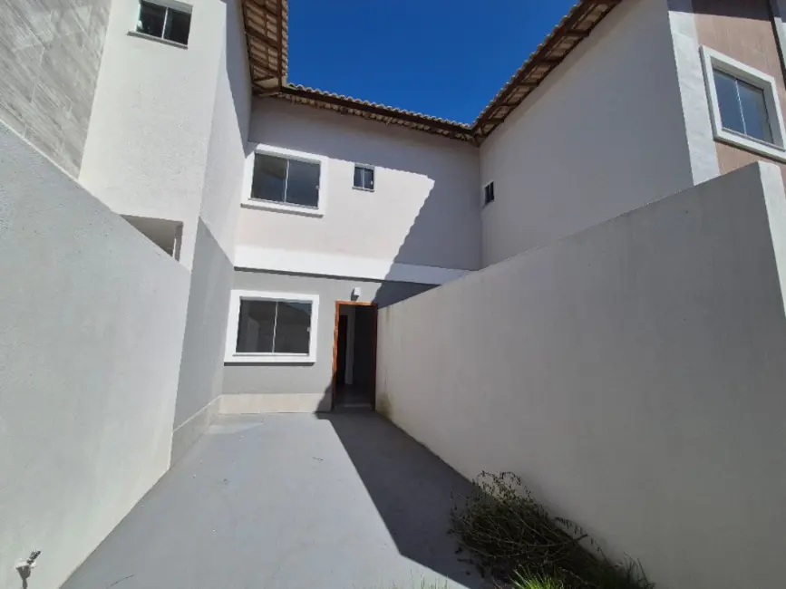 Foto 3 de Casa com 2 quartos à venda, 67m2 em São Francisco, Serra - ES