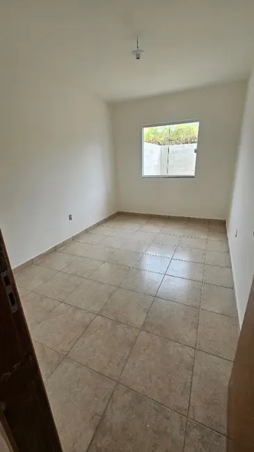 Foto 3 de Casa com 2 quartos à venda, 50m2 em Residencial Centro da Serra, Serra - ES