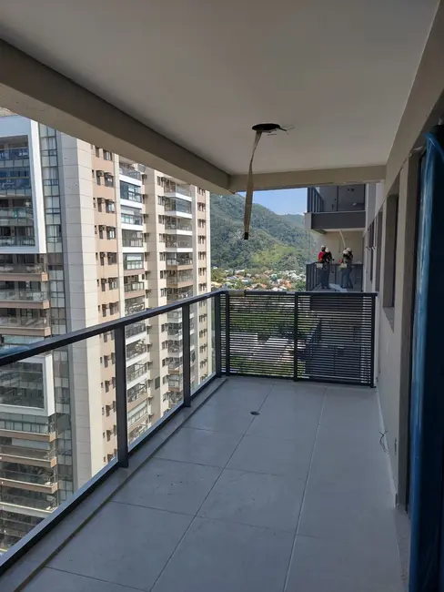 Foto 2 de Apartamento com 3 quartos à venda, 82m2 em Recreio dos Bandeirantes, Rio De Janeiro - RJ