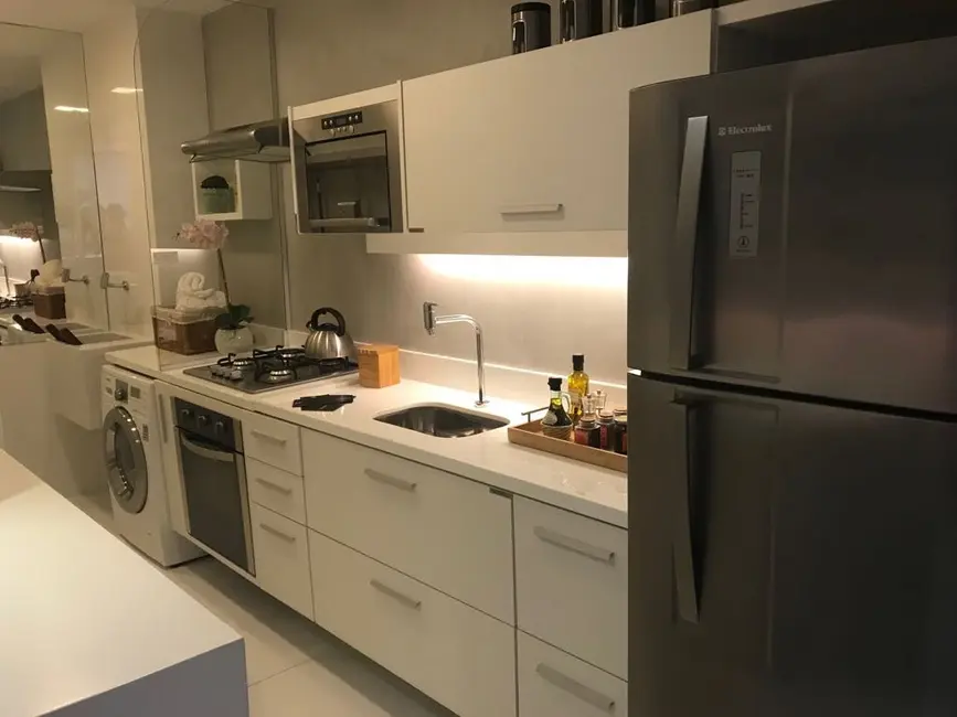 Foto 4 de Apartamento com 2 quartos à venda, 79m2 em Barra da Tijuca, Rio De Janeiro - RJ