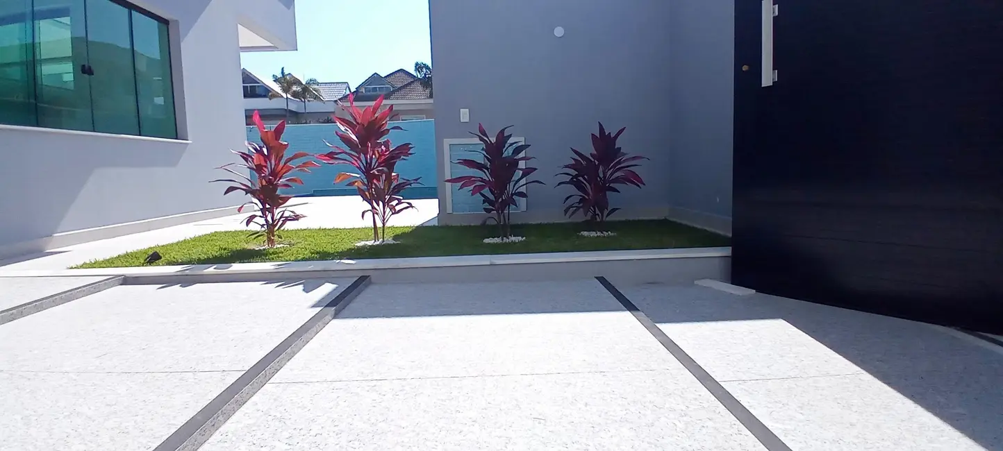 Casa de Condomínio com 5 quartos à venda, 400m2 em Recreio dos Bandeirantes, Rio De Janeiro - RJ - imagem 7 Foto 7 de Casa de Condomínio com 5 quartos à venda, 400m2 em Recreio dos Bandeirantes, Rio De Janeiro - RJ