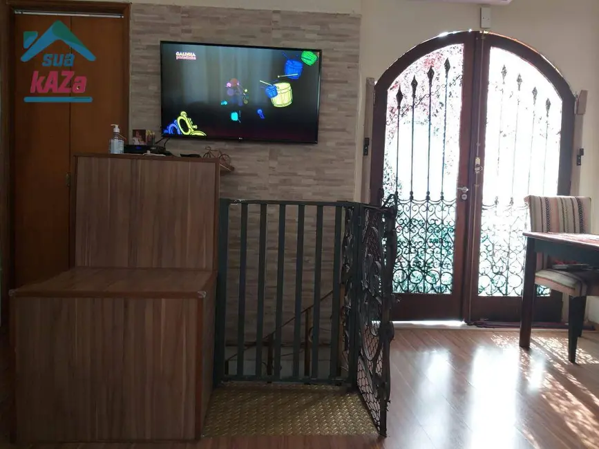 Sobrado com 3 quartos à venda e para alugar, 230m2 em Vila Monumento, São Paulo - SP - imagem 9 Foto 9 de Sobrado com 3 quartos à venda e para alugar, 230m2 em Vila Monumento, São Paulo - SP