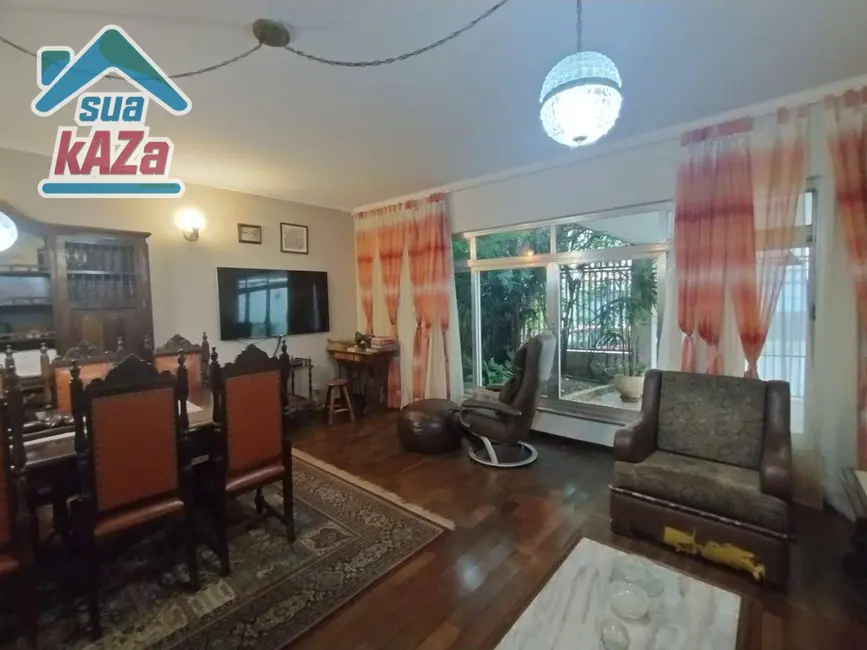 Foto 8 de Casa com 4 quartos à venda, 238m2 em Vila Gumercindo, São Paulo - SP