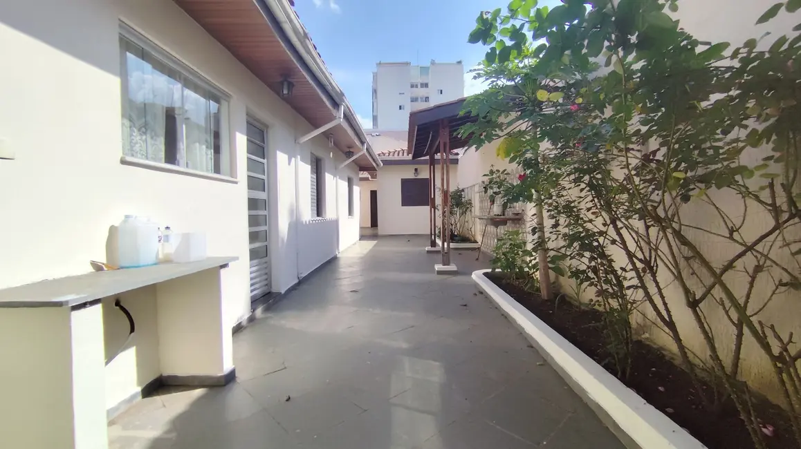 Foto 5 de Casa com 3 quartos à venda, 290m2 em Vila Gumercindo, São Paulo - SP