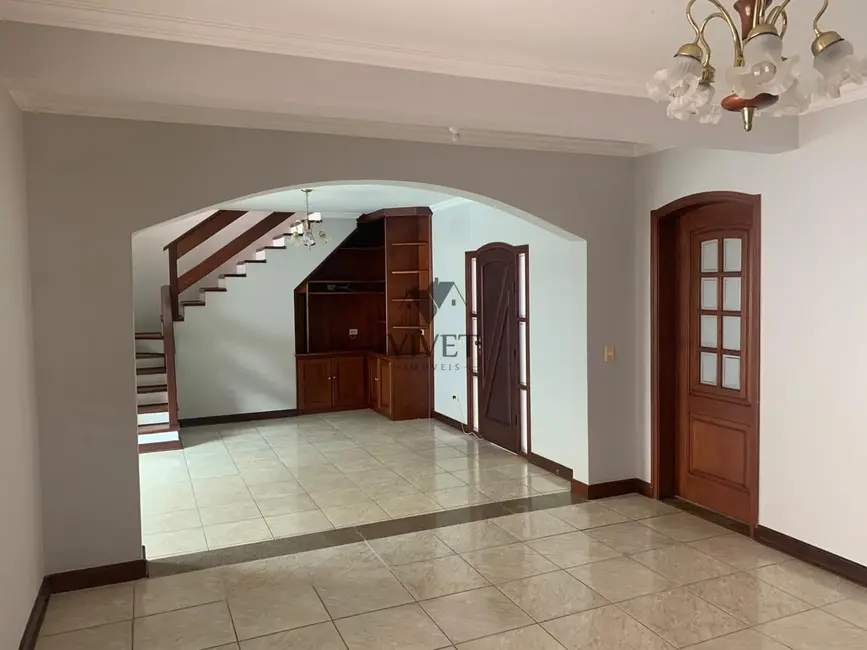 Foto 2 de Casa de Condomínio com 3 quartos para alugar, 270m2 em Granja Olga II, Sorocaba - SP