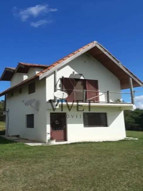 Foto 1 de Fazenda / Haras com 6 quartos à venda, 400m2 em Salto De Pirapora - SP