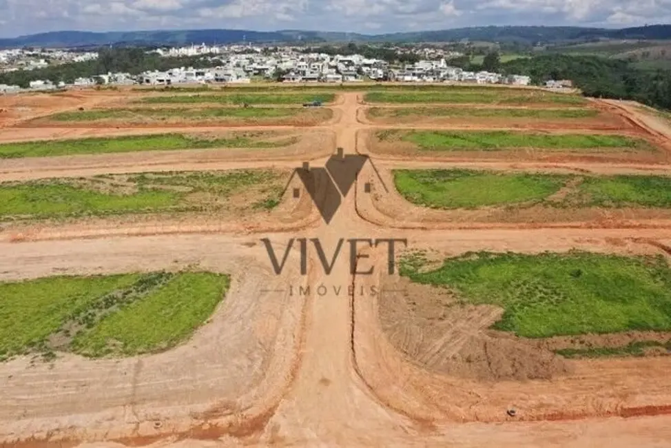 Foto 1 de Terreno / Lote à venda, 300m2 em Votorantim - SP