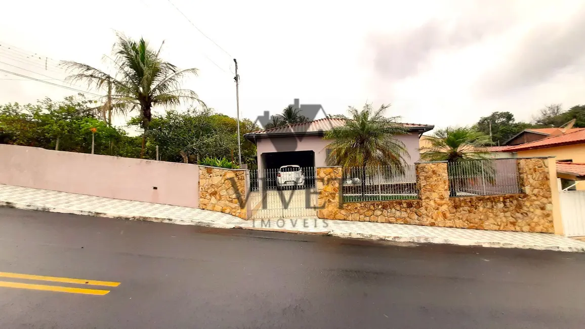 Foto 1 de Casa com 2 quartos à venda, 214m2 em Conchas - SP