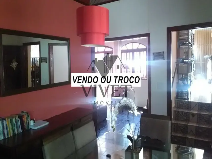Foto 2 de Casa com 4 quartos à venda, 180m2 em Vila Fiori, Sorocaba - SP