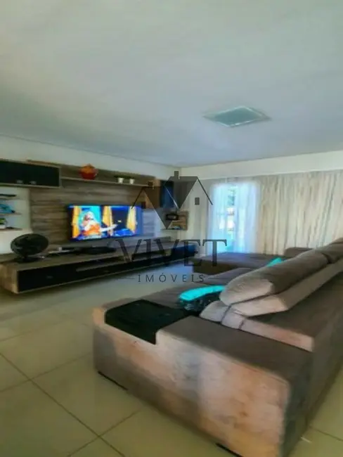 Casa de Condomínio com 3 quartos à venda, 220m2 em Sorocaba - SP - imagem 3 Foto 3 de Casa de Condomínio com 3 quartos à venda, 220m2 em Sorocaba - SP