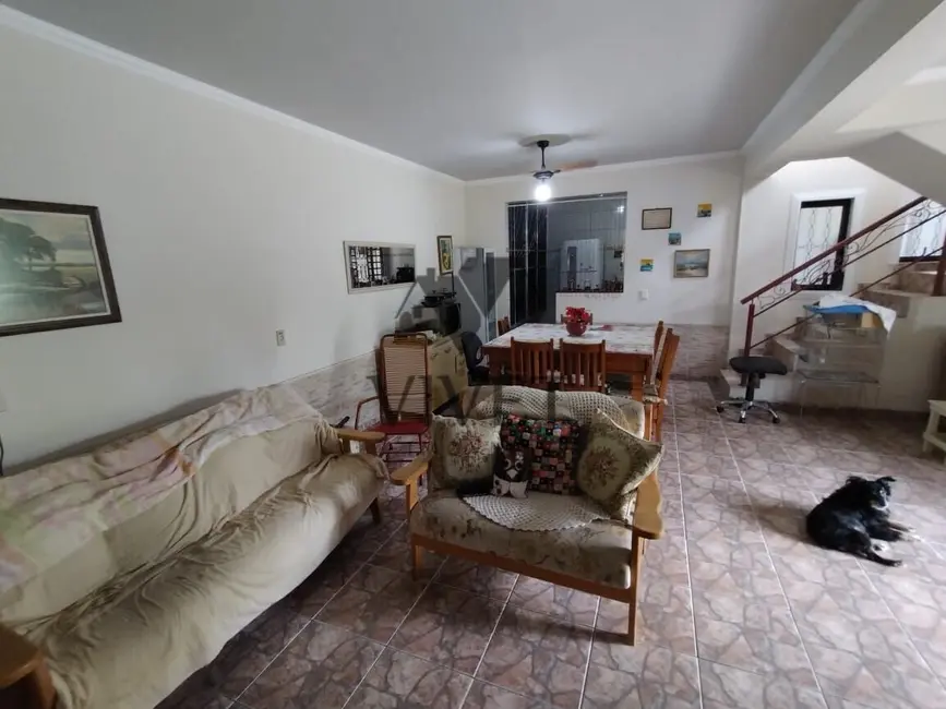 Casa de Condomínio com 3 quartos à venda, 230m2 em Jardim Ibiti do Paço, Sorocaba - SP - imagem 3 Foto 3 de Casa de Condomínio com 3 quartos à venda, 230m2 em Jardim Ibiti do Paço, Sorocaba - SP