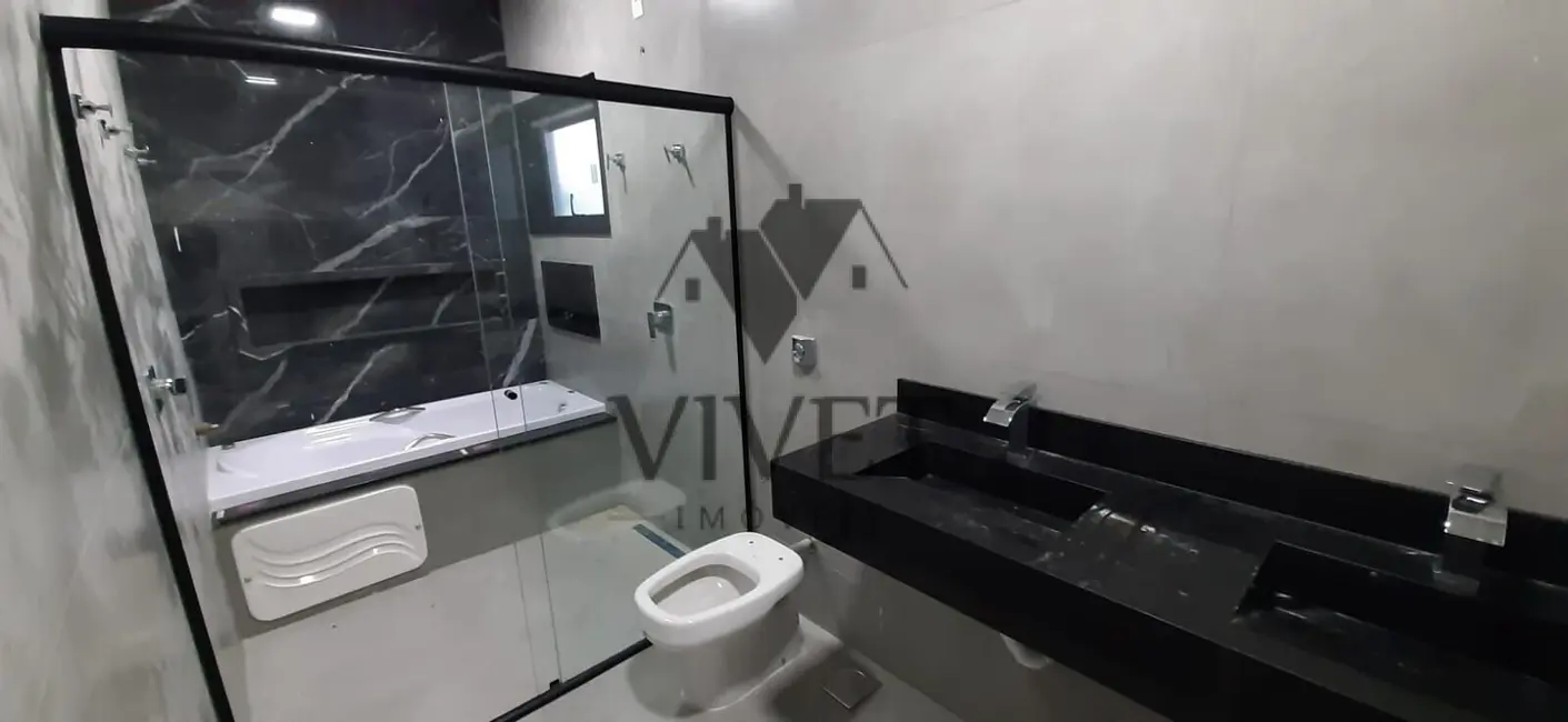 Casa de Condomínio com 3 quartos à venda, 250m2 em Chácaras Reunidas São Jorge, Sorocaba - SP - imagem 8 Foto 8 de Casa de Condomínio com 3 quartos à venda, 250m2 em Chácaras Reunidas São Jorge, Sorocaba - SP