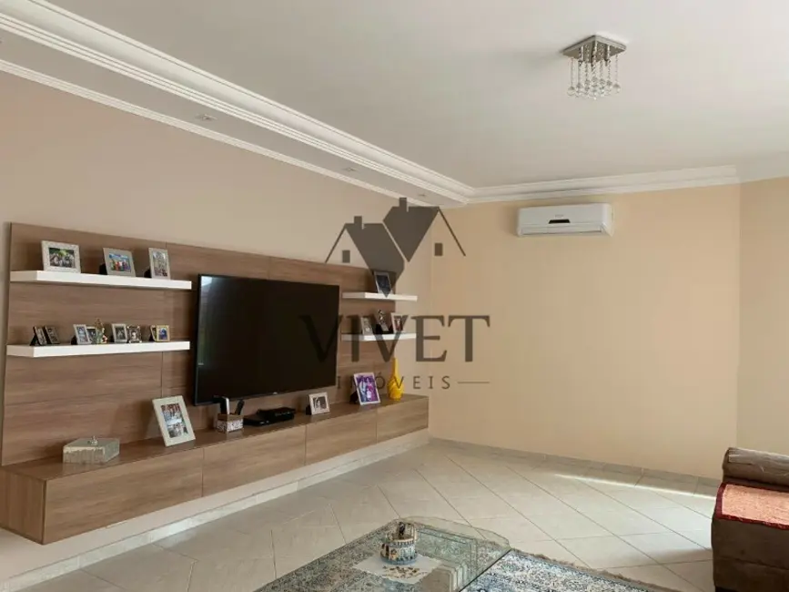 Foto 3 de Casa com 3 quartos à venda, 300m2 em Jardim Pagliato, Sorocaba - SP