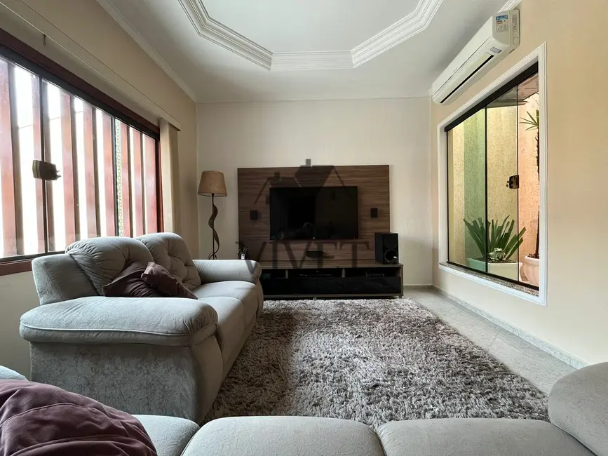 Casa com 3 quartos à venda, 182m2 em Central Parque Sorocaba, Sorocaba - SP - imagem 1 Foto 1 de Casa com 3 quartos à venda, 182m2 em Central Parque Sorocaba, Sorocaba - SP