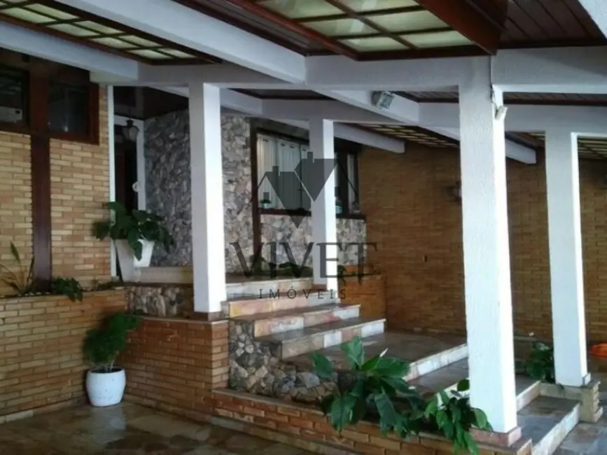 Foto 3 de Casa com 4 quartos à venda, 573m2 em Jardim Leocádia, Sorocaba - SP