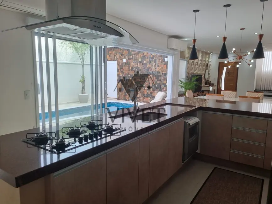 Foto 9 de Casa de Condomínio com 3 quartos à venda, 202m2 em Vila Haro, Sorocaba - SP