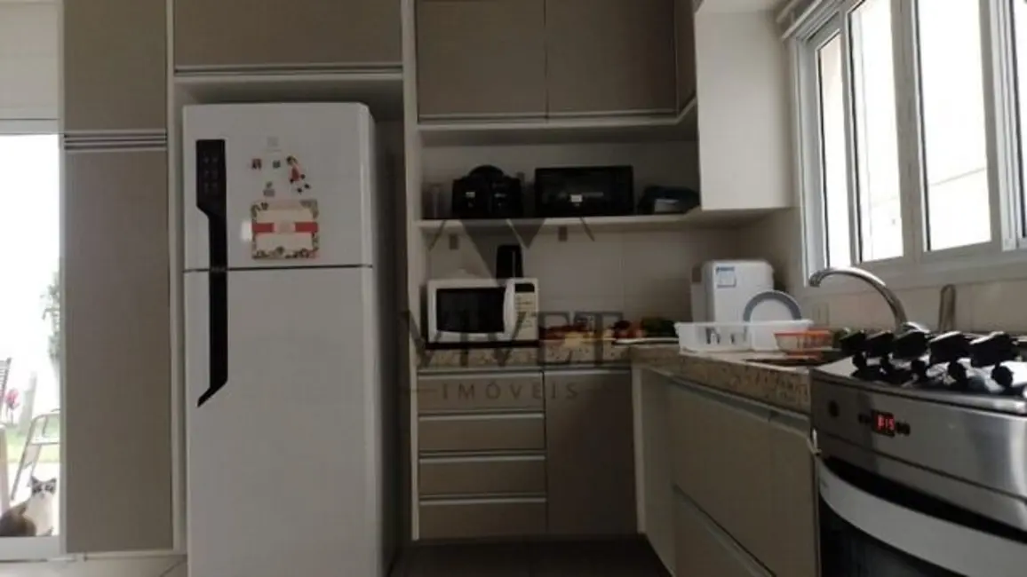 Foto 6 de Casa de Condomínio com 3 quartos à venda, 220m2 em Chácaras Reunidas São Jorge, Sorocaba - SP