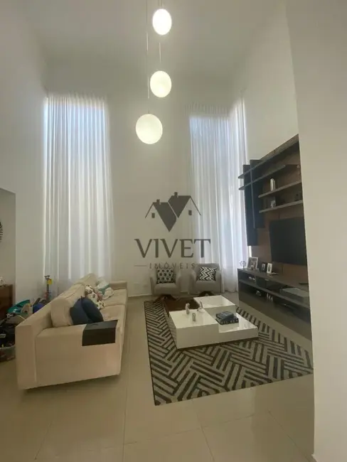 Foto 3 de Casa de Condomínio com 3 quartos à venda, 302m2 em Sorocaba - SP