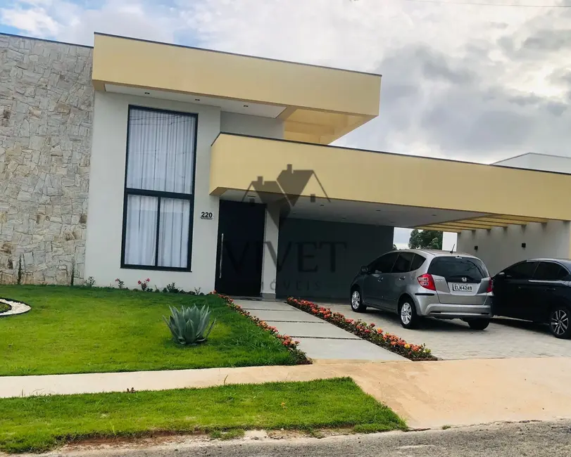 Foto 1 de Casa de Condomínio com 3 quartos à venda, 253m2 em Salto De Pirapora - SP