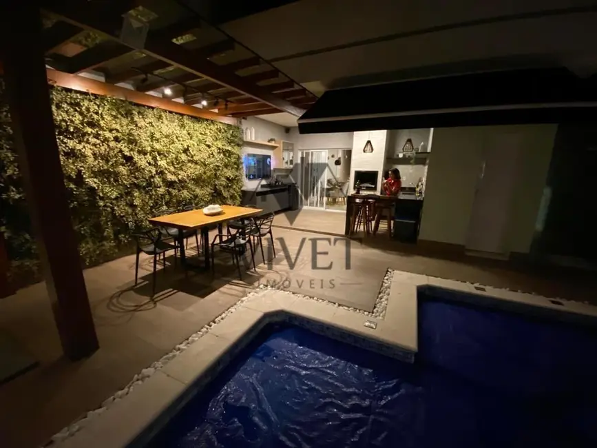 Foto 2 de Casa de Condomínio com 3 quartos à venda, 276m2 em Wanel Ville, Sorocaba - SP