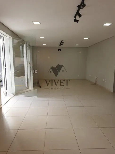 Foto 3 de Casa com 4 quartos à venda, 187m2 em Jardim Faculdade, Sorocaba - SP