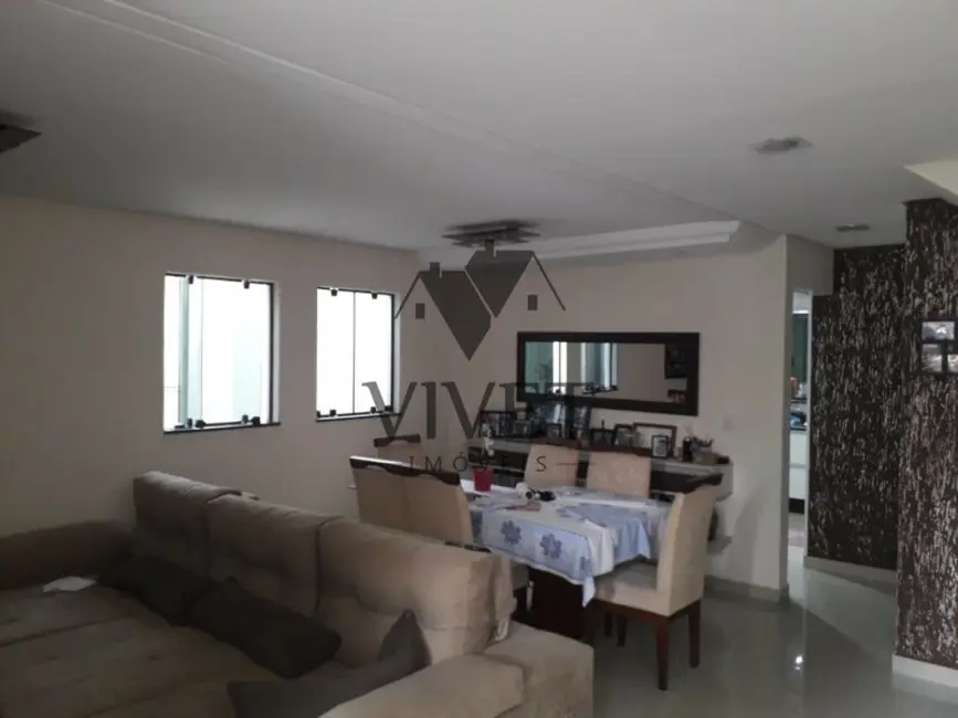 Foto 2 de Casa com 3 quartos à venda, 160m2 em Conjunto Residencial Jardim Villagio Torino, Sorocaba - SP