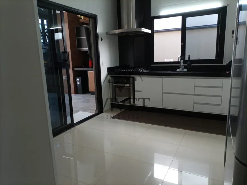 Foto 5 de Casa de Condomínio com 3 quartos à venda, 177m2 em Wanel Ville, Sorocaba - SP