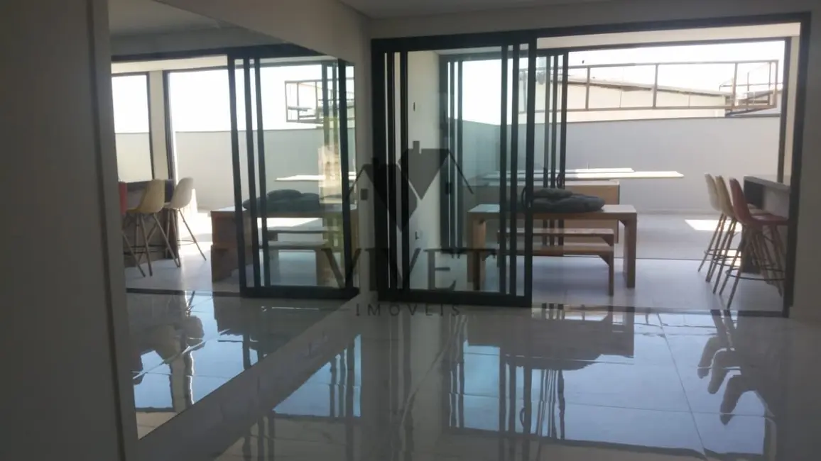 Casa de Condomínio com 3 quartos à venda, 260m2 em Sorocaba - SP - imagem 2 Foto 2 de Casa de Condomínio com 3 quartos à venda, 260m2 em Sorocaba - SP