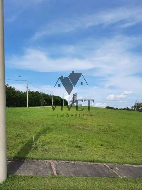 Foto 1 de Terreno / Lote à venda, 409m2 em Green Valley, Votorantim - SP