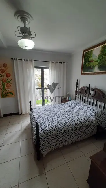Foto 8 de Casa com 2 quartos à venda, 214m2 em Conchas - SP