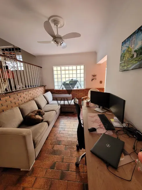 Casa com 4 quartos à venda, 253m2 em Vila Leão, Sorocaba - SP - imagem 1 Foto 1 de Casa com 4 quartos à venda, 253m2 em Vila Leão, Sorocaba - SP