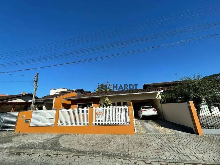 Foto 1 de Casa com 5 quartos à venda, 372m2 em Joinville - SC