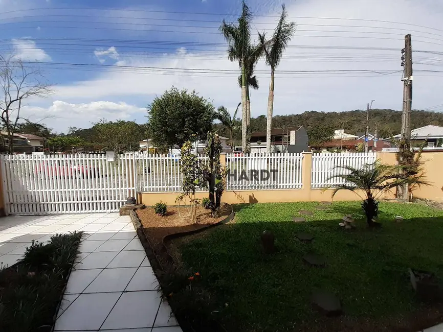 Foto 5 de Casa com 4 quartos à venda, 372m2 em Joinville - SC