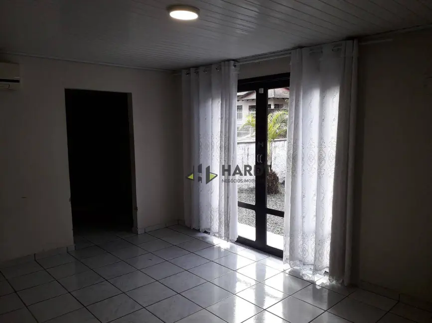 Foto 5 de Casa com 3 quartos à venda, 450m2 em Rio Bonito (Pirabeiraba), Joinville - SC