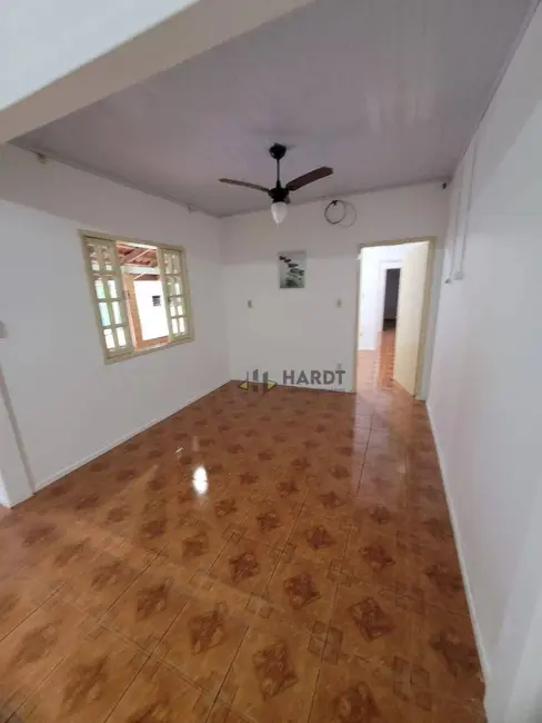 Casa com 2 quartos para alugar, 425m2 em Rio Bonito (Pirabeiraba), Joinville - SC - imagem 8 Foto 8 de Casa com 2 quartos para alugar, 425m2 em Rio Bonito (Pirabeiraba), Joinville - SC