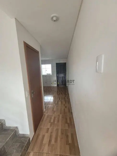 Casa de Condomínio com 2 quartos para alugar, 73m2 em Rio Bonito (Pirabeiraba), Joinville - SC - imagem 6 Foto 6 de Casa de Condomínio com 2 quartos para alugar, 73m2 em Rio Bonito (Pirabeiraba), Joinville - SC