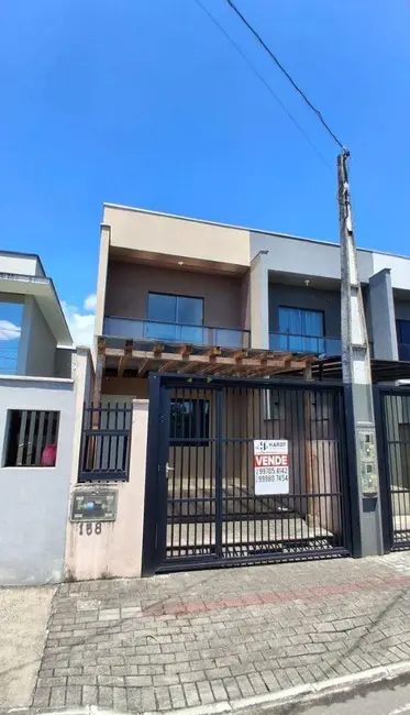 Foto 1 de Casa com 2 quartos à venda, 73m2 em Joinville - SC