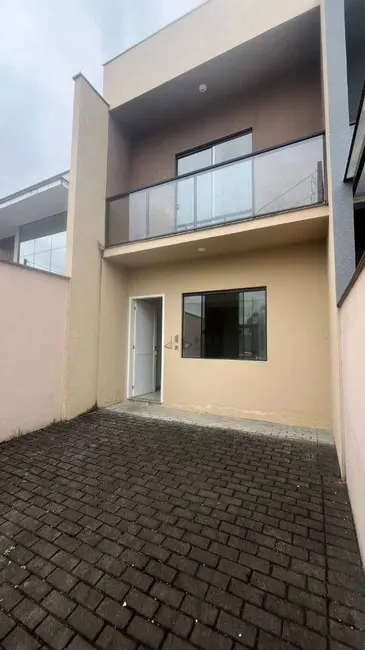 Foto 1 de Casa com 2 quartos à venda, 73m2 em Joinville - SC